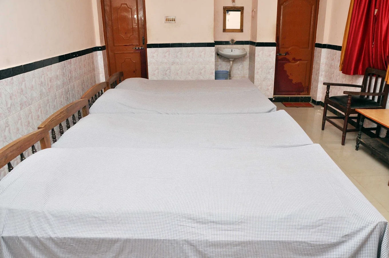Suite Room at Swayambhoo Guest House, Kollur